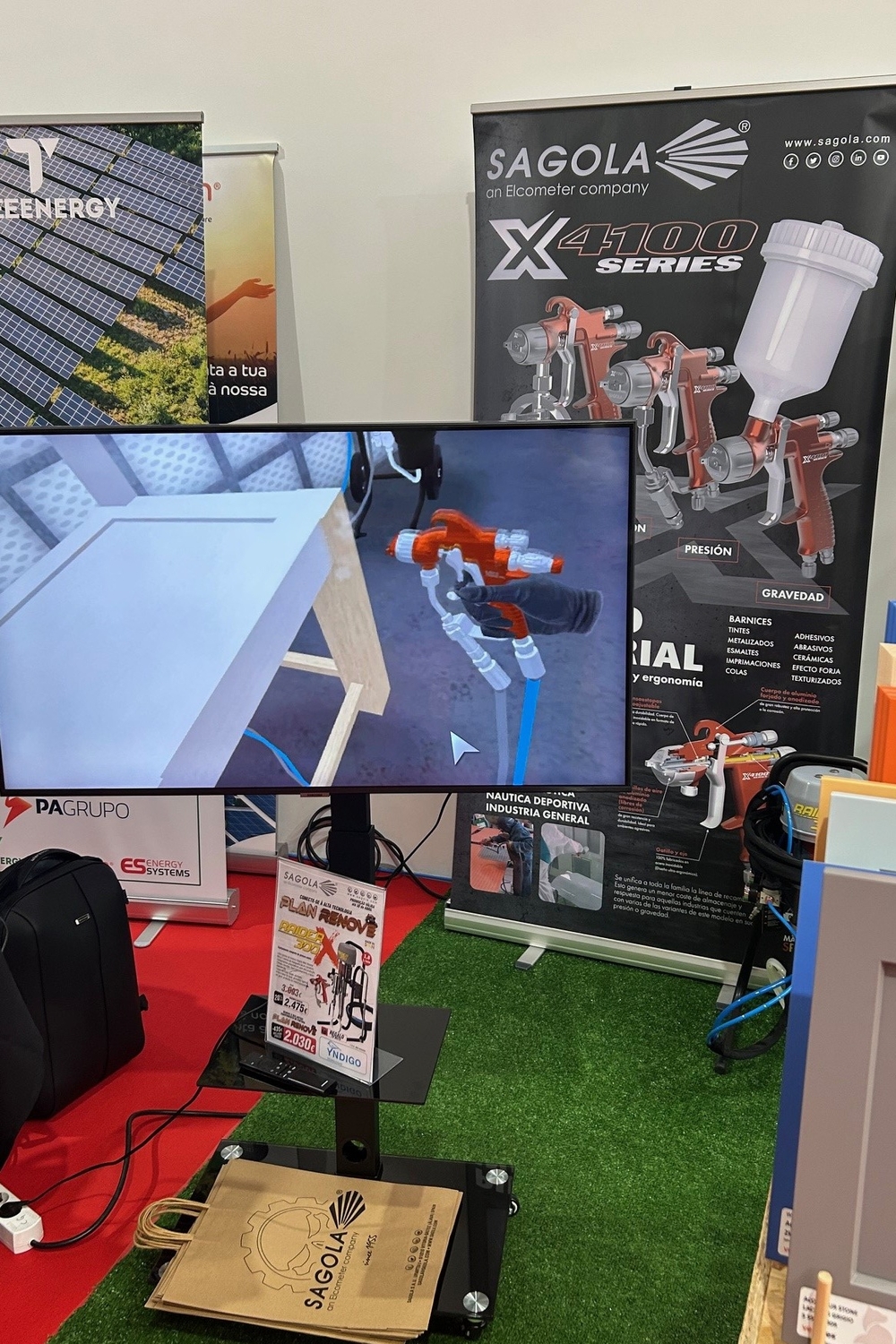 La tecnología de simulación SagolaSPRAY™ arrasa en ferias y centros de formación: todos quieren probarla